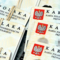 Закон про видачу Карти поляка змінили: що буде тепер