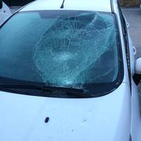 У Тернополі помстилися за зроблене зауваження: побили машину (фото)