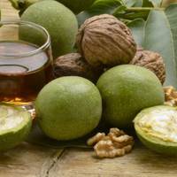 Зелені горіхи і мед – ця цiлюща нacтоянка має бути в кожному домі