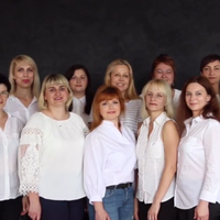 «Найбільший скарб»: матері зворушливо переспівали хіт «Плакала» для своїх дітей-випускників (відео)