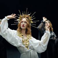 Священик-блогер випустив розбір кліпу «i-Suss» групи «Ленінград» з відомою тернополянкою