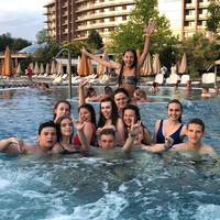 “Нас емоції переповнюють”: тернопільські випускники розповіли про подорож за кордон