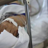 Помер, не приходячи до свідомості: на Микулинецькій водій таксі потрапив у ДТП