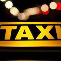 У Тернополі таксист розбився на зупинці громадського транспорту