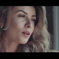 Тернополянка закохала у себе YouTube користувачів, знявши романтичний кліп на пісню “Чорне і біле”