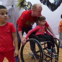 Із серпня стартує проект “Танцюй, як усі”: дітей з інвалідністю та їх батьків запрошують на репетиції