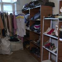 Речові склади “Добрих людей” переповненні – запрошують звернутися інтернатні заклади Тернопільщини