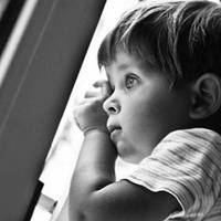 Дівчині запропонували вибрати дитину на усиновлення. Її відповідь вразила завідуючу дитбудинку