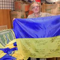 Українець з Каліфорнії вже 5 років допомагає Батьківщині. Відео