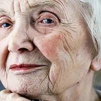 Лист 83-річної бабусі до подруги, який варто прочитати кожному