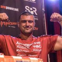 У Тернополі на Алеї зірок засяє зірка армрестлера Андрія Пушкаря