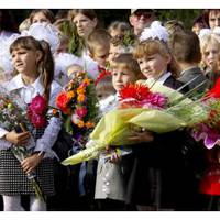 Замість квітів на 1 вересня закликають допомогти онкохворим