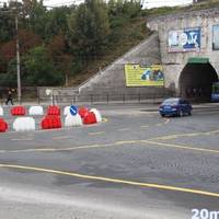 Біля двоаркового мосту змінили тимчасове кільце та зафарбували пішохідні переходи