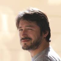 “Блін, нас і далі сватають із любителями частушек”: Притулу обурив підручник, за яким навчають його сина