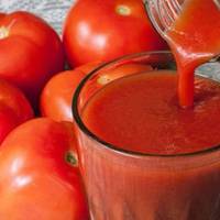 Неймовірно смачний домашній томатний сік на зиму. Один з кращих рецептів.