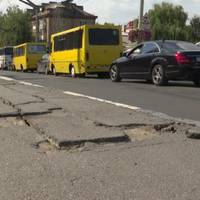 Пішохідну частину мосту біля політехнічного університету в Тернополі вирішили відремонтувати