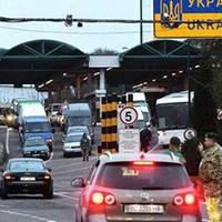 Польські прикордонники ретельно перевіряють українців