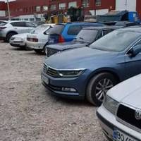 Чому тернопільських водіїв закликають не паркуватись біля ТРЦ 