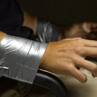 Розбійний напад в селі Трибухівці: власницю будинку зв`язали скотчем