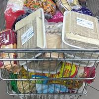 Тернополян просять поділитися їжею