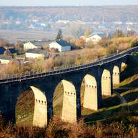 Плебанівський віадук в осінніх барвах (ФОТО)