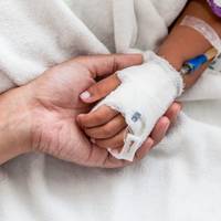 Гралися в хованки: на Теребовлянщині 12-річного хлопчика вдарило струмом