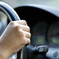 Хильнув зайвого: у Теребовлі неповнолітній викрав авто, бо хотів покататися