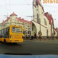 У Тернополі водії маршруток далі порушують грубо правила (ВІДЕО)