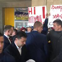 Політичний експерт Віталій Цимбалюк: «Тернопільська «ганьба»: хто винен у «теплому» прийомі президента?»