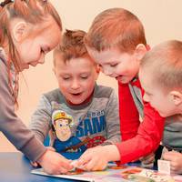 Для дітей-сиріт на Тернопільщині шукають батьків. Відео