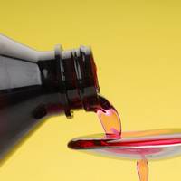 В Україні заборонили популярний сироп від кашлю