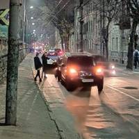 У центрі Тернополя дві аварії за участю декількох машин