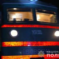 Жахлива смерть: біля с. Максимівка потяг насмерть збив жінку (ФОТО)