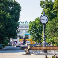 Тернопільський тристоронній годинник – найпопулярніше місце серед туристів. Відео