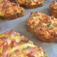 8 рецептів смачних гарячих бутербродів на всі випадки життя. Ну дуже смачно!