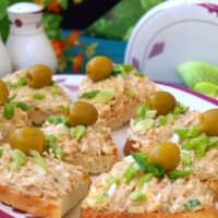 Смачна рибна бутербродна намазка. За смаком виходить, як червона ікра