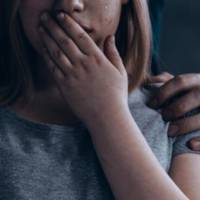 На Тернопільщині хлопець викликав поліцію до пенсіонера, який розбещував його 7-річну сестру