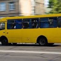 У Тернополі трапився інцидент між водіями маршрутки та іномарки: поліція розшукує свідків