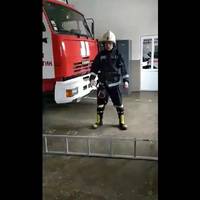 Чортківські рятувальники гідно відповіли на челендж своїх колег з США (Відео)
