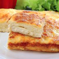 Приголомшливий пиріг з лаваша з сиром на швидку руку