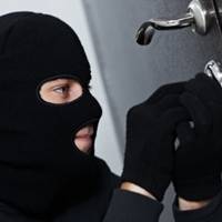 Озброєні грабіжники напали на родину фермера з Тернопільщини