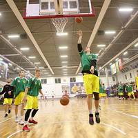 Подвійне свято у Тернополі: лідер Вищої ліги переміг у першому матчі на оновленій арені