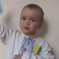 Малюк 1 рік та 10 місяців співає гімн України (Відео)