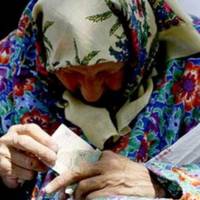 “Налякали мало не до смерті, а тоді обібрали” – аферисти познущалися над 94-річною тернополянкою