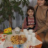 Тернополяни принесли майже сотню книг у бібліотеку, аби передати їх в сиротинці (Фото)