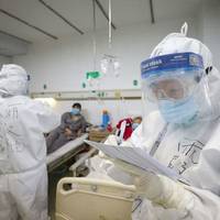 Медики у Тернополі визнали, що не зможуть захистити від коронавірусу навіть самих себе