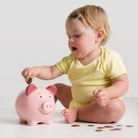 Депутати пропонують відкривати новонародженим українцям депозити та накопичувати гроші до повноліття