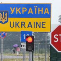 Україна закриває кордони і пункти пропуску