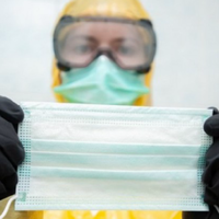 Невтішний прогноз НАНУ: Коронавірусом можуть заразитися 22 млн українців