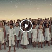 Маленькі янголятка заспівали пісню Ріани. Це щось неземне! (відео)